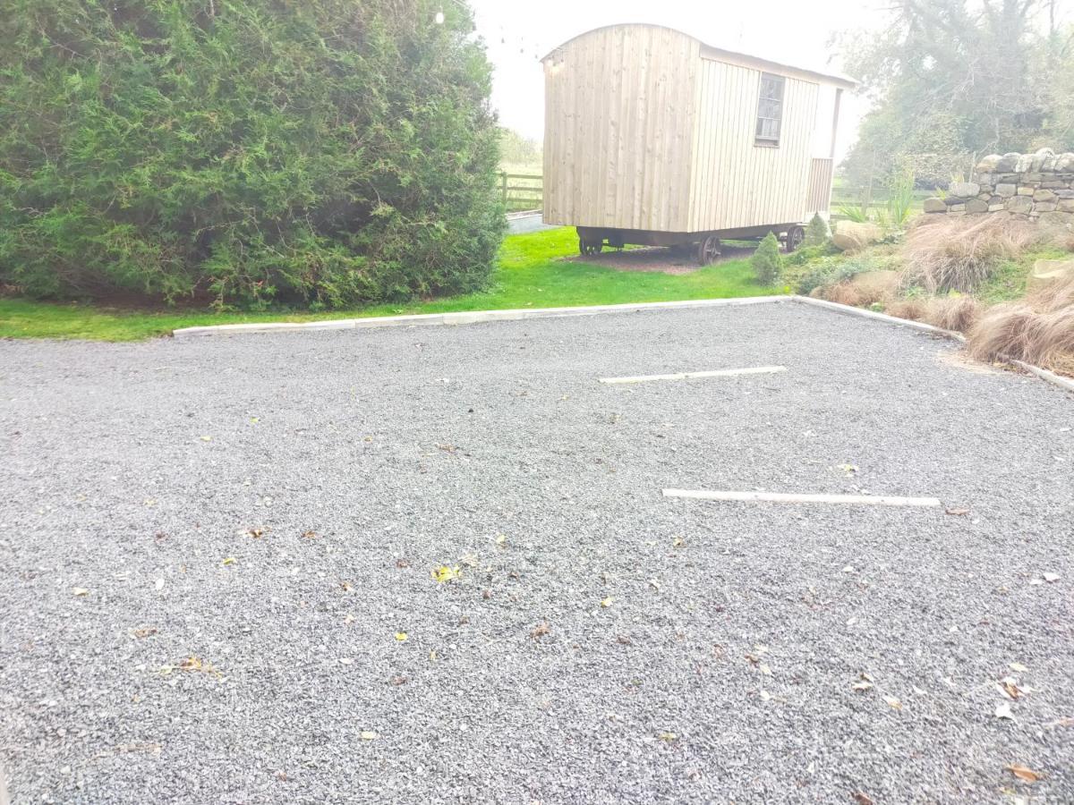 Lucker Mill Shepherds Huts エクステリア 写真