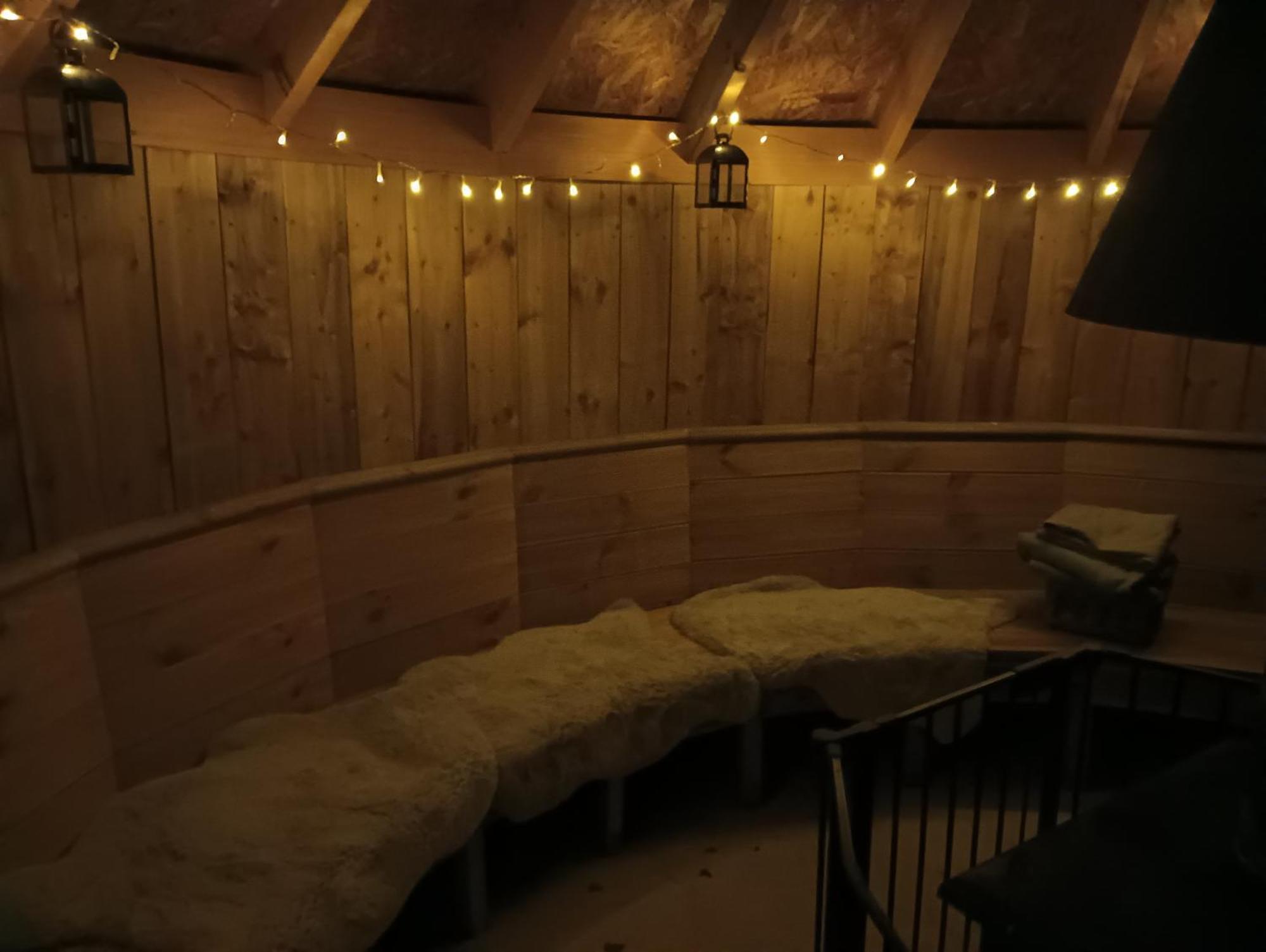 Lucker Mill Shepherds Huts エクステリア 写真